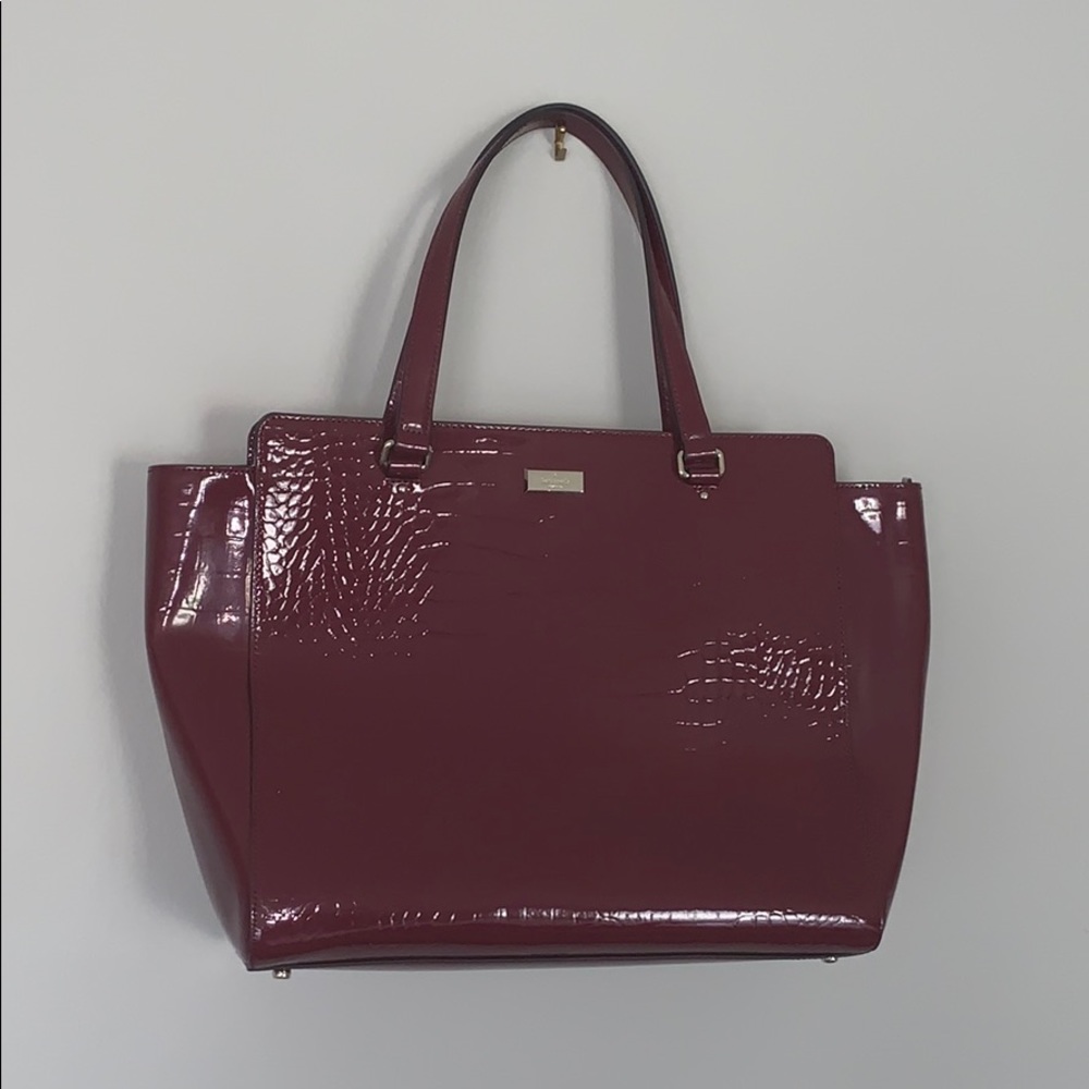 Kate Spade Cherrywood Ellisa Bristol Drive Croc Red Embossed Tote Bag